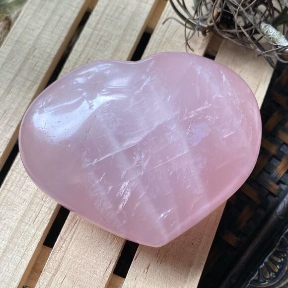 Rose Quarts Heart Chakra Large Rose Heart Stone - Picture 5 of 8